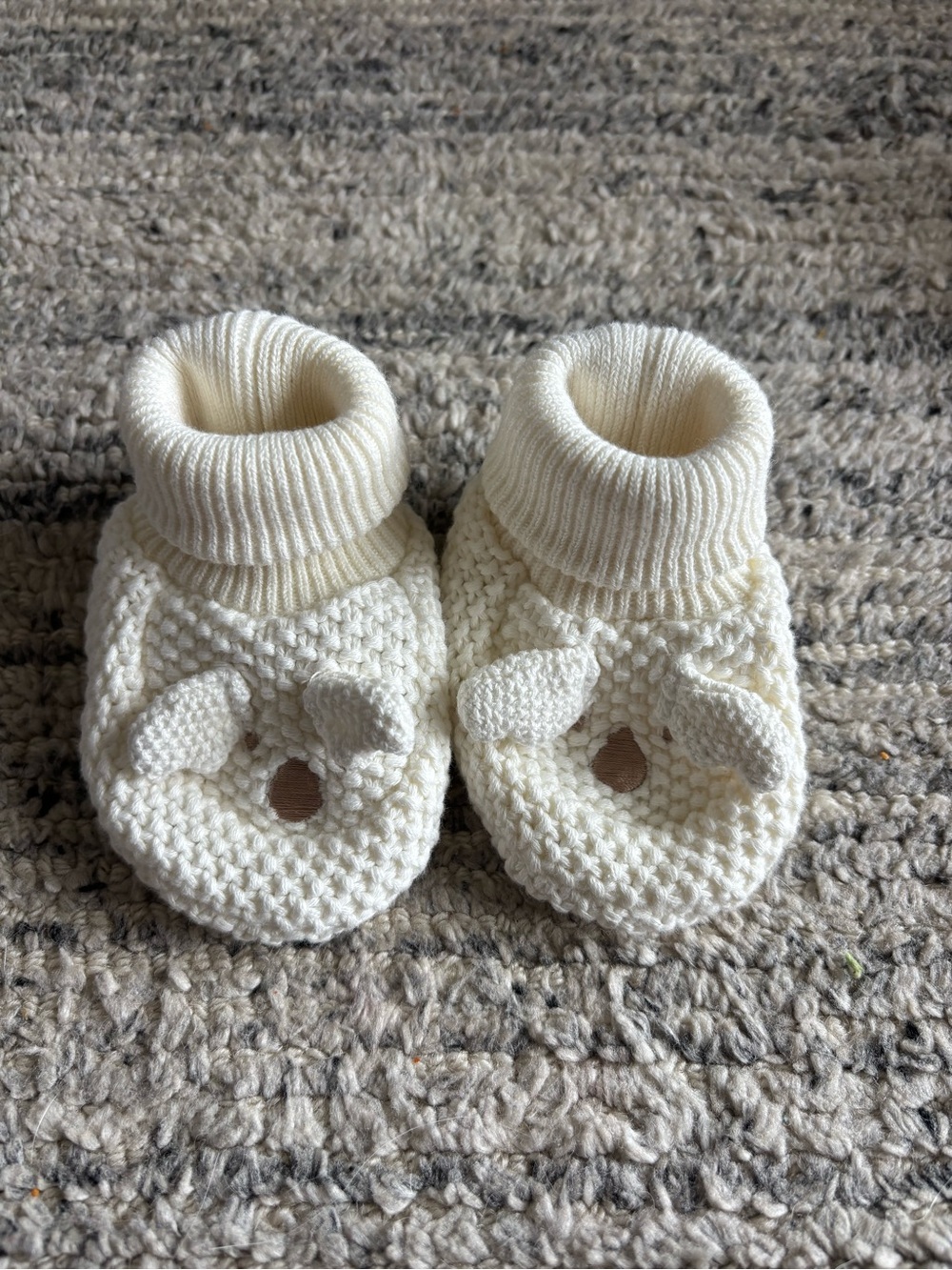 Source Unknown Cream Knit Baby Slippers with Bunny Ears